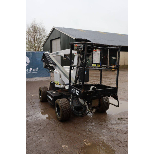 2011 NIFTY HR12 NDE-44172439