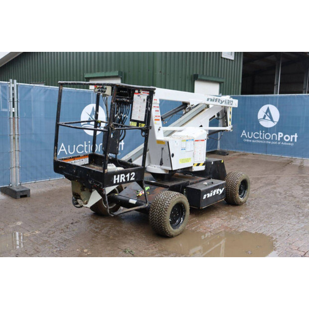 2011 NIFTY HR12 NDE-44172441