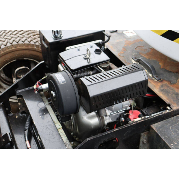 2011 NIFTY HR12 NDE-44172461