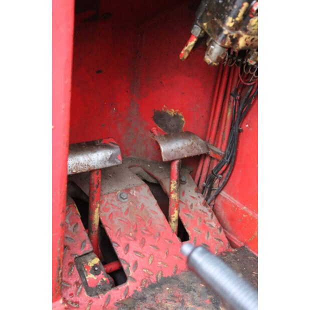 1976 O & K L6-44172565