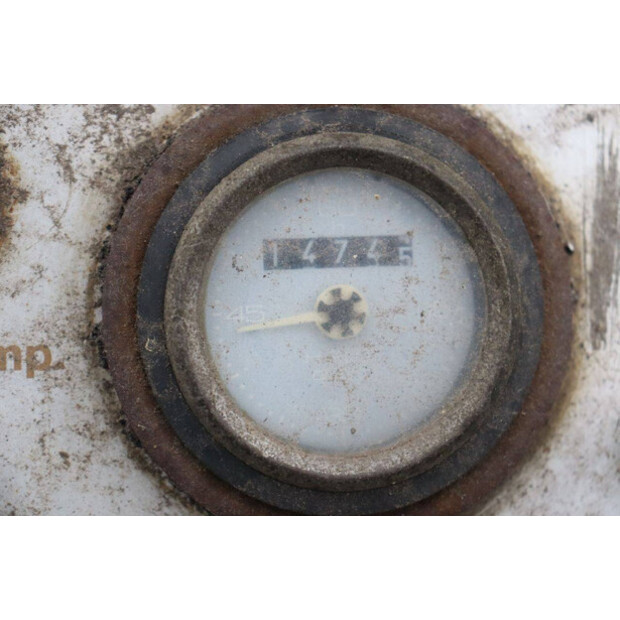 1976 O & K L6-44172567