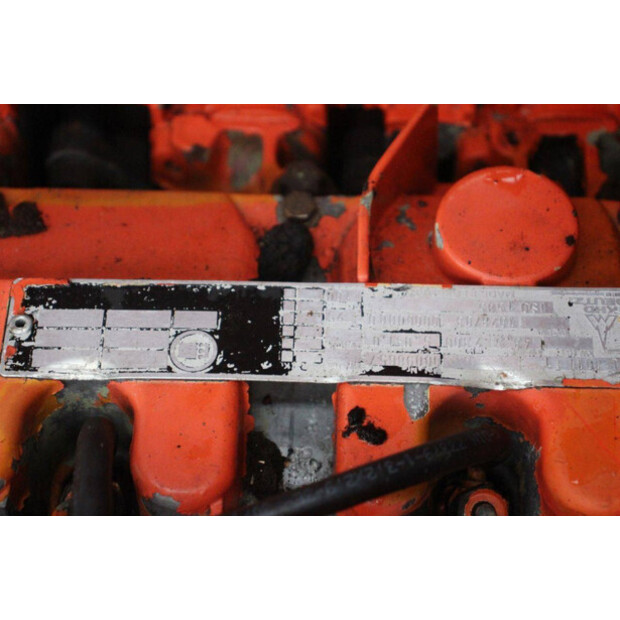 1998 اطلس 52E-44172591