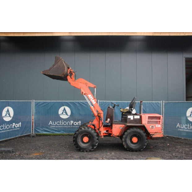 1998 اطلس 52E-44172601