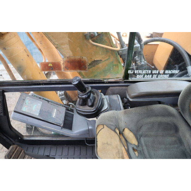 1995 CASE 688B-CK-44172828