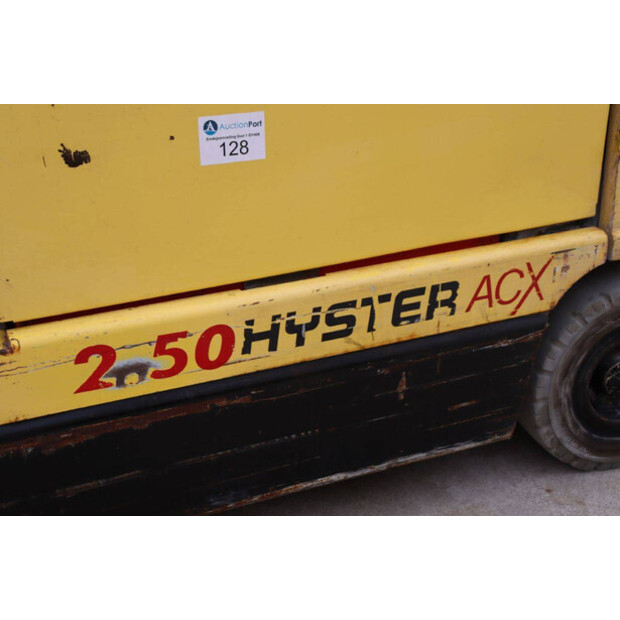 2004 هايستر J2.50ACX-44172857