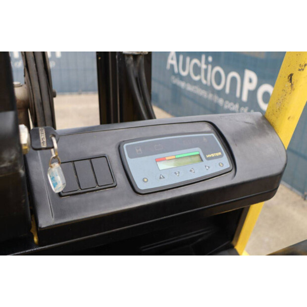 2004 هايستر J2.50ACX-44172868