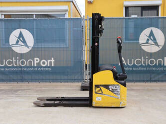 2009-hyundai-10-ls-7-44172983