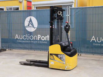 2009-hyundai-10-ls-7-44172984