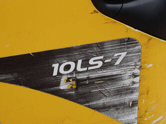 2009-hyundai-10-ls-7-44172992