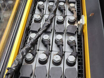 2009-hyundai-10-ls-7-44173000