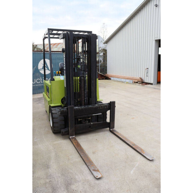 2001 كلارك CEM 30S-44173012