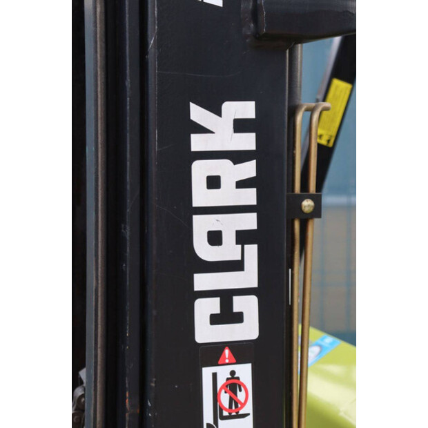 2001 كلارك CEM 30S-44173017
