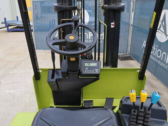 2001-clark-cem-30s-44173023