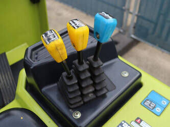 2001-clark-cem-30s-44173033