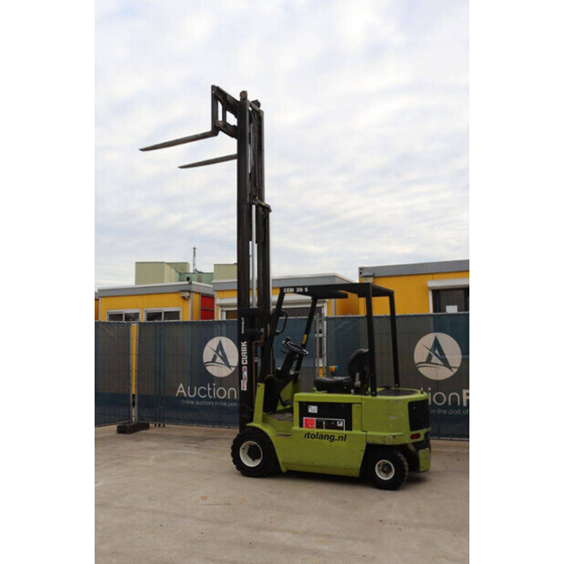 2001 كلارك CEM 30S-44173040