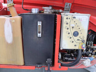 2011-atn-zebra-12-1392670-44173428