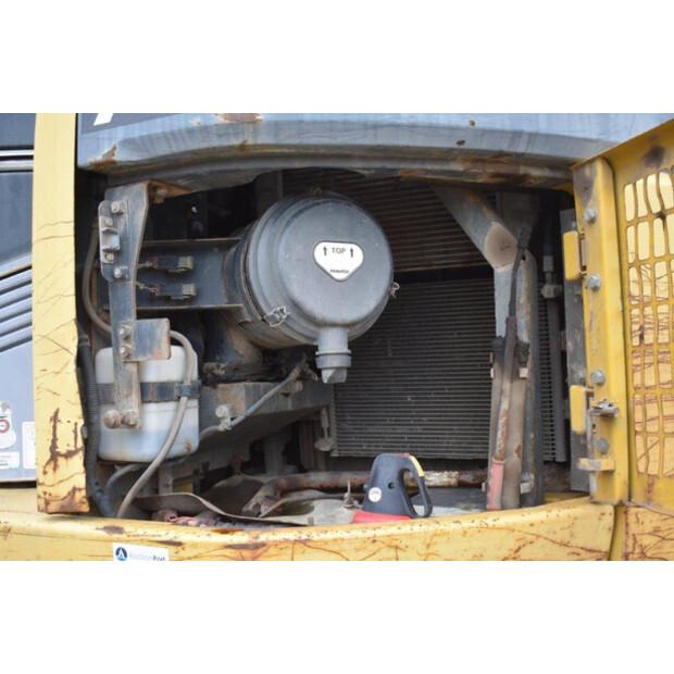 2001 كوماتسو PC288US-3-44173669