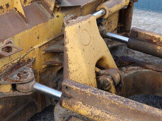 2011-komatsu-d61px-15eo-1392685-44173700