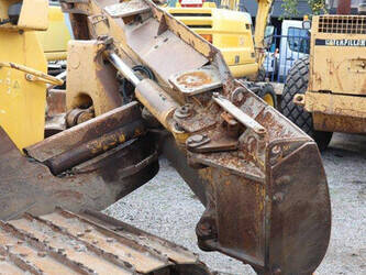 2011-komatsu-d61px-15eo-1392685-44173724