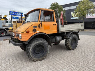 Image for TRUCK MOUNTED CRANES 2002 Unimog U600