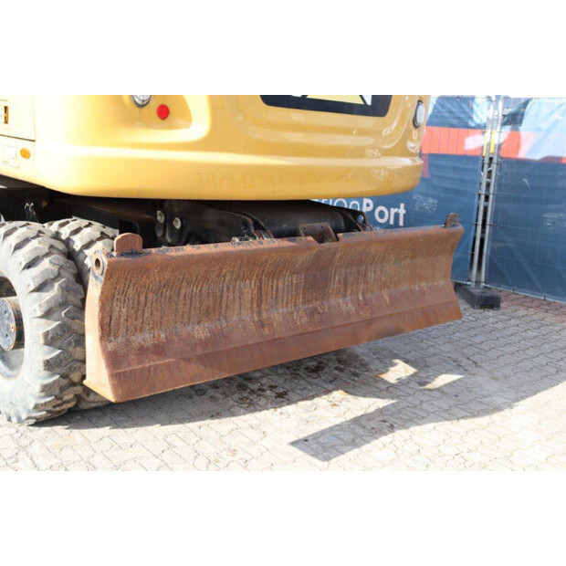 2015 Caterpillar M318F-44173804