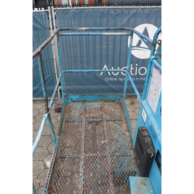 2013 Genie S-40-44173967