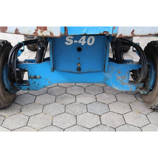 2013 Genie S-40-44173981