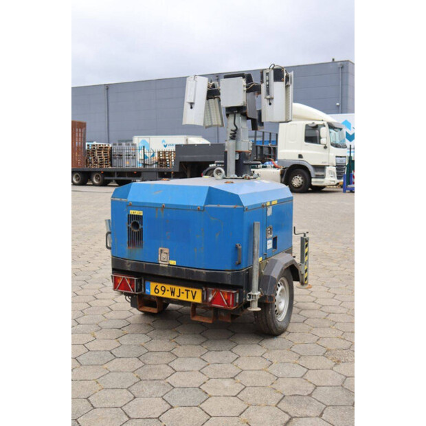 2012 تاورلايت VB-9-44174062