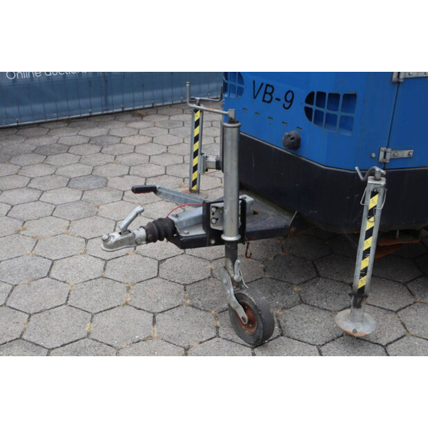 2012 تاورلايت VB-9-44174066