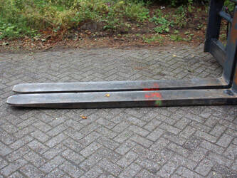 1997-paus-pgs-16-1392704-44174310