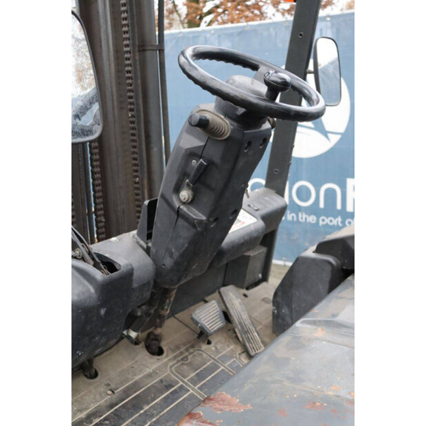 2011 نيسان 1Q2L25Q-44174350