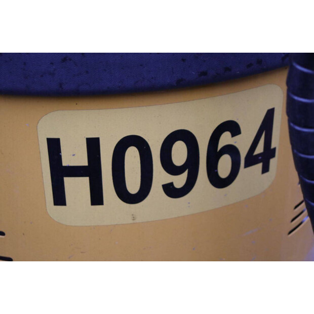 2011 نيسان 1Q2L25Q-44174369