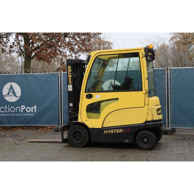 2017 هايستر J2.5XN-44174474