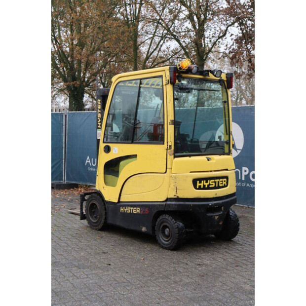 2017 هايستر J2.5XN-44174475