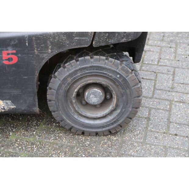 2017 هايستر J2.5XN-44174487