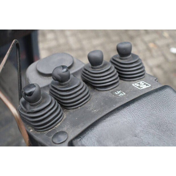 2014 Toyota 8FBMT30-44174622