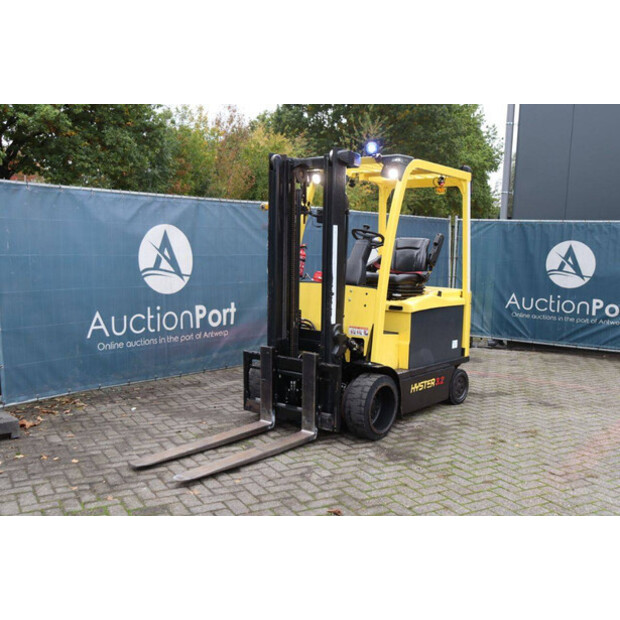 2015 هايستر E3.2XN-44174687