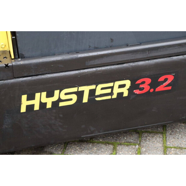 2015 هايستر E3.2XN-44174692