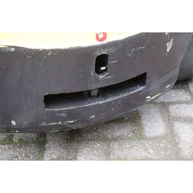 2015 هايستر E3.2XN-44174698