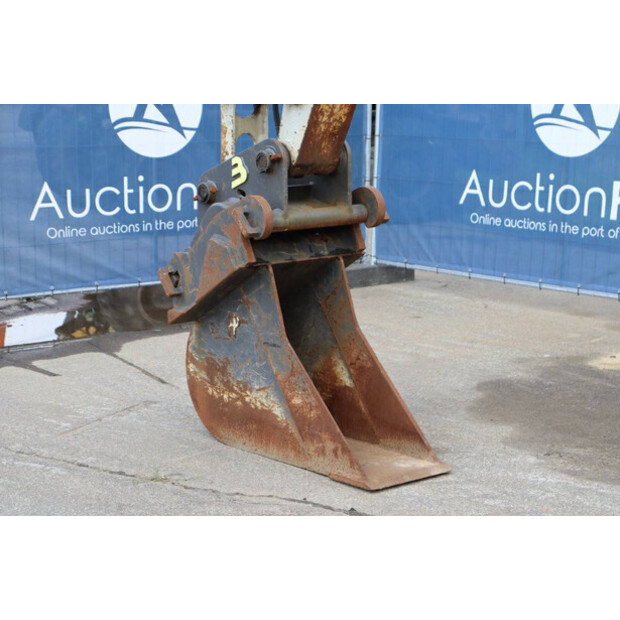 2018 TAKEUCHI TB2150-44174759