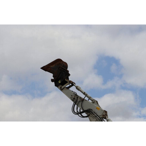 2018 TAKEUCHI TB2150-44174791