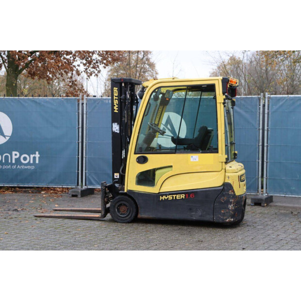 2015 هايستر J1.6XNT LWB-44174873