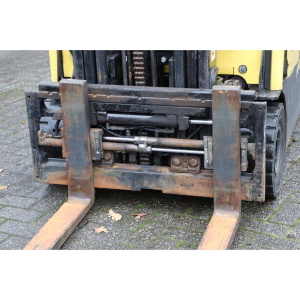 2015 هايستر J1.6XNT LWB-44174881