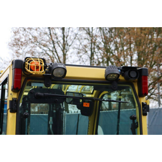 2015 هايستر J1.6XNT LWB-44174888