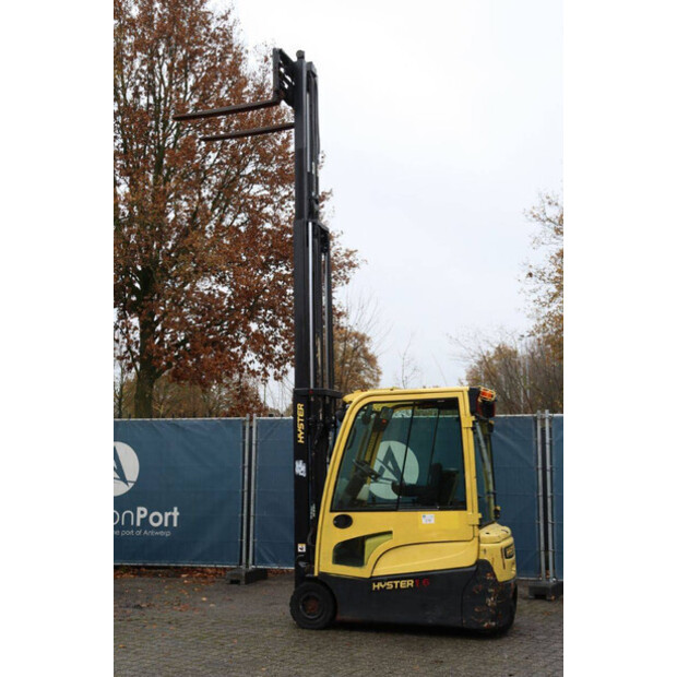 2015 هايستر J1.6XNT LWB-44174906