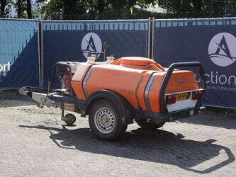 bradley-2000s80-1392724-44174969