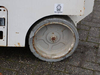 2013-genie-gs-2046-1392726-44175032