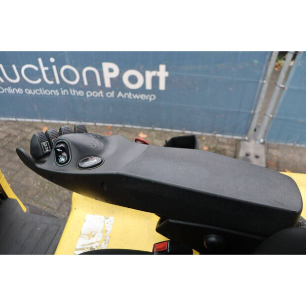 2017 هايستر J2.5XN-44175536