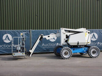 Image for LIFTS 2001 JLG H340AJ