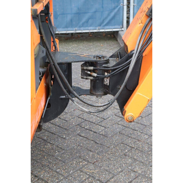 2006 جيه ال جي 600AJ-44175770